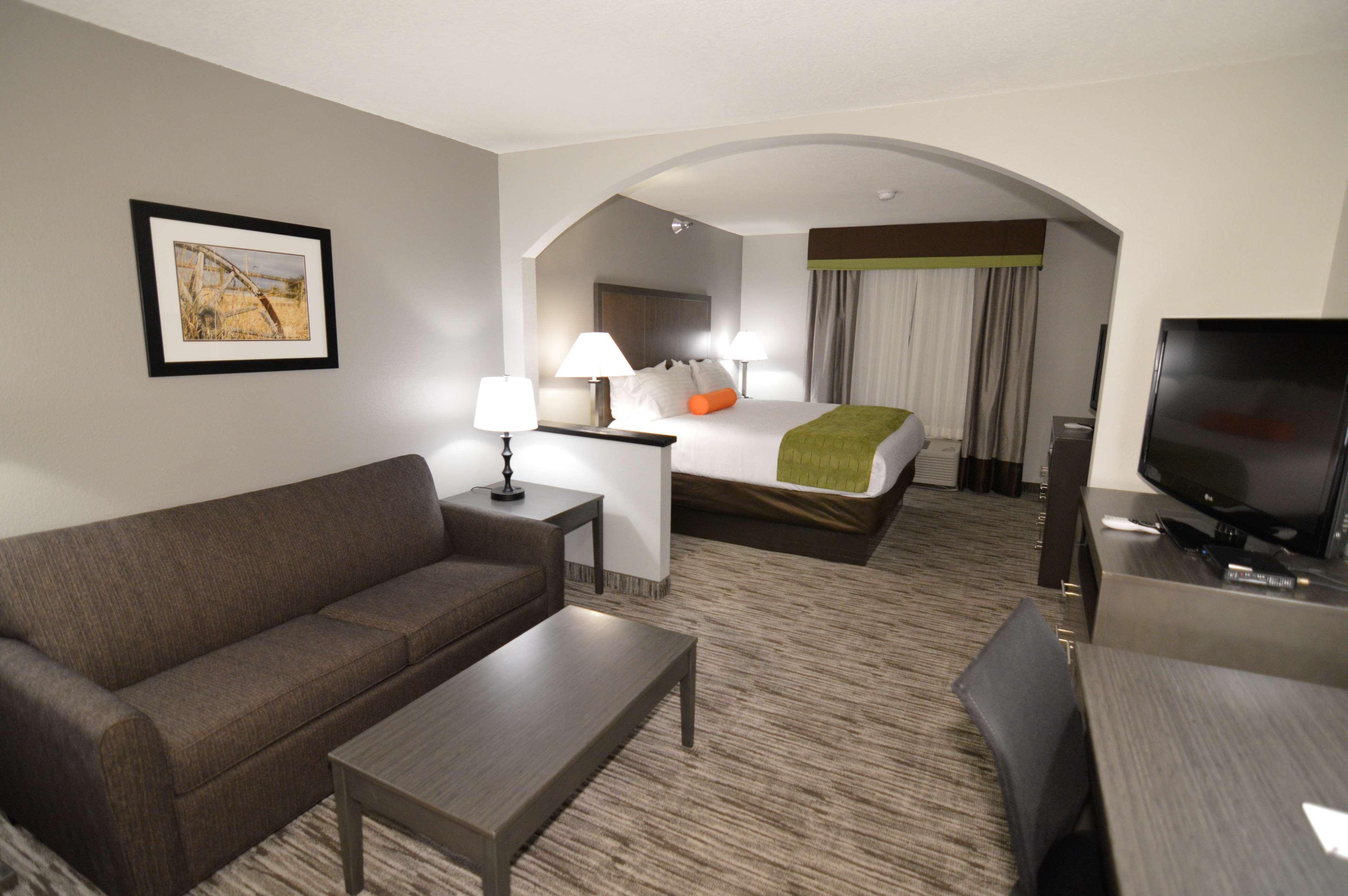Best Western Plus Liberal Hotel & Suites Exteriör bild